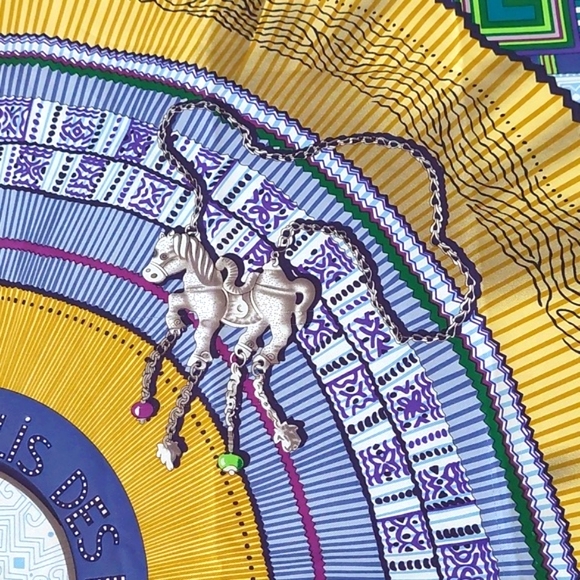 Hermes cent plis des miao scarf - Picture 5 of 15